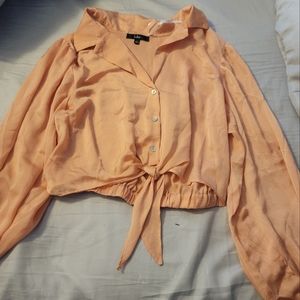 Slightly cropped Lulus blouse